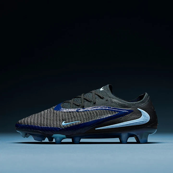 Phantom 6 Elite Low Cut FG " Shadow " Pack