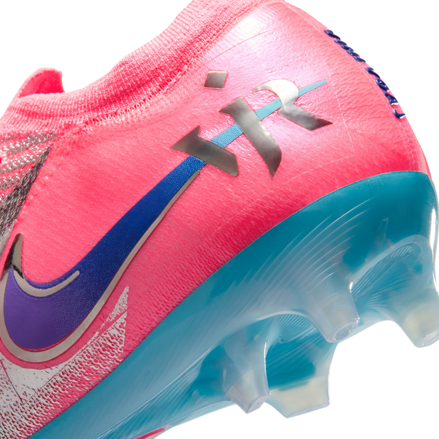 Mercurial Vapor 16 Elite x Vini Jr AG-Pro