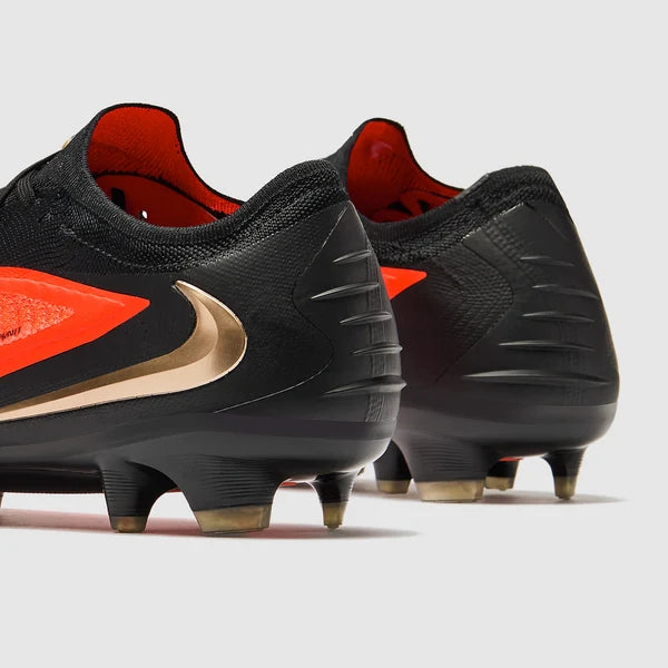 Phantom 6 Elite Low Cut FG " Break Em' " Pack