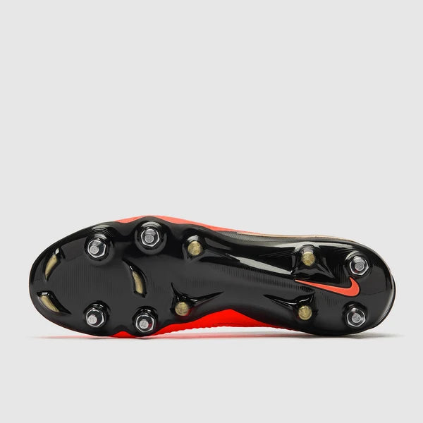 Phantom 6 Elite Low Cut SG-Pro " Break Em' " Pack
