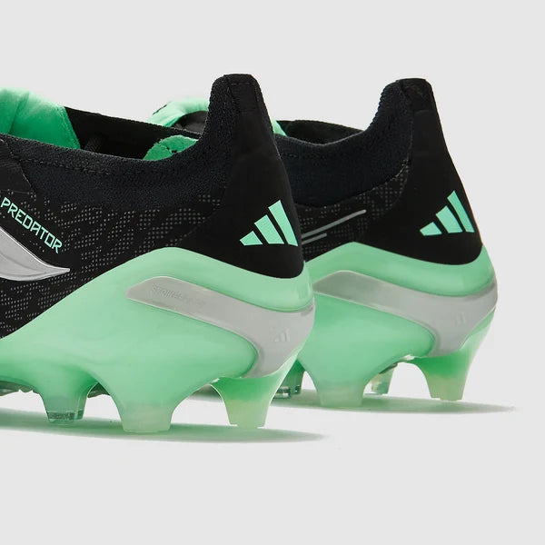 Predator 26 Tongue FG Elite " Final Rush " Pack