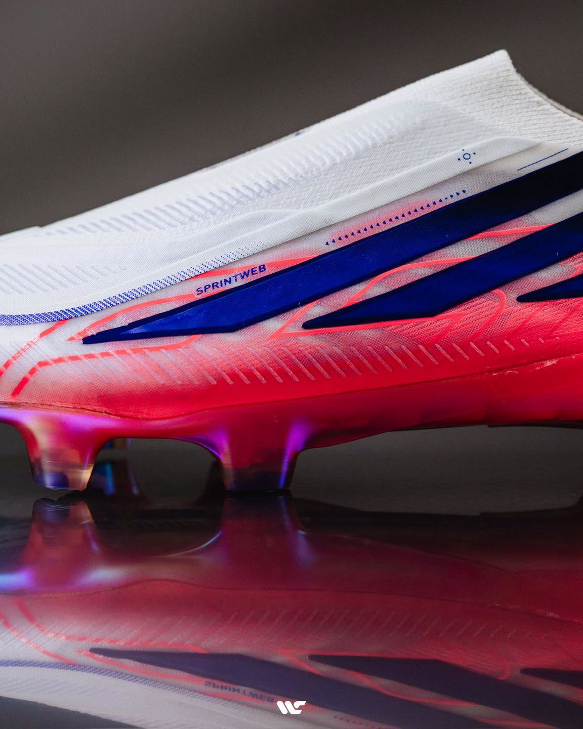 F50 Hyperfast Pack " Chaos vs Control " Laceless FG