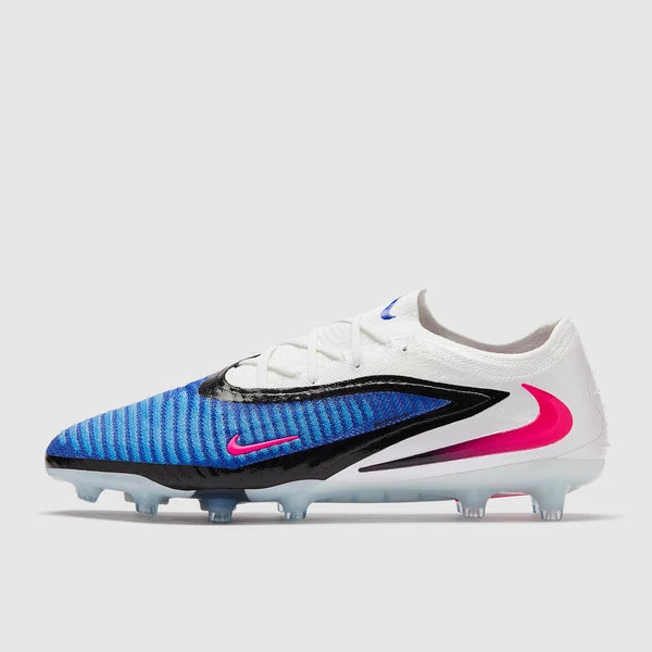 Phantom 6 Elite Low Cut AG-Pro " Attack " Pack