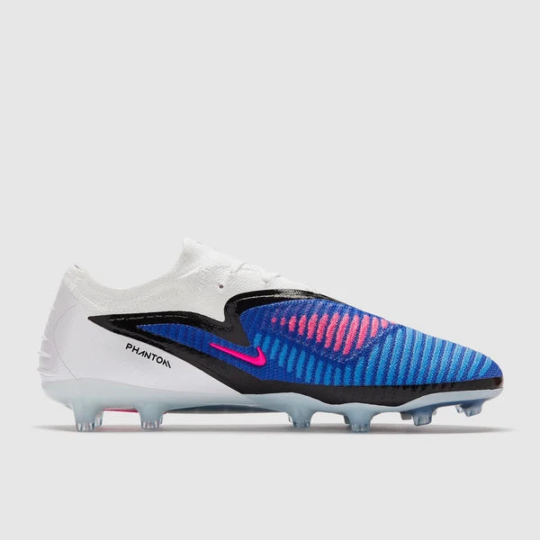 Phantom 6 Elite Low Cut AG-Pro " Attack " Pack