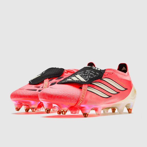 Predator 26 Tongue SG Elite " Road to Glory " Pack