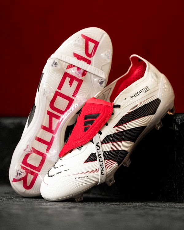 Predator Tongue FG Elite " Champagne " Pack