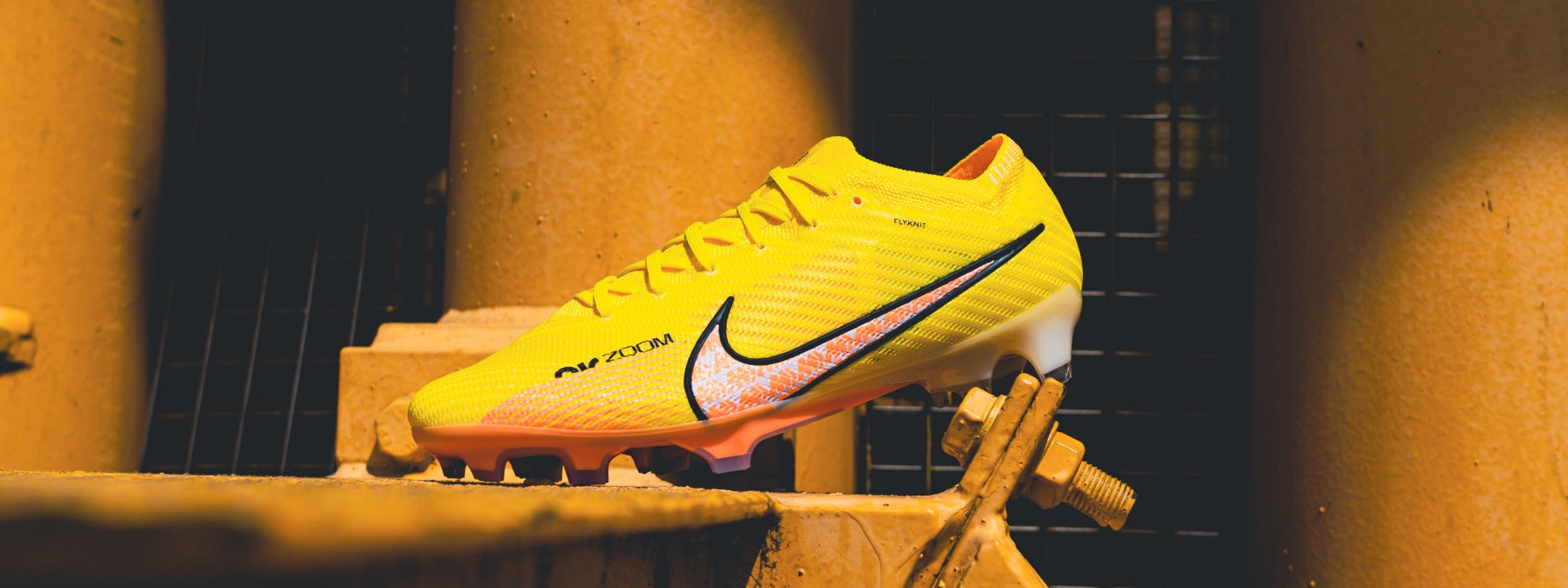 Mercurial Vapor 15 Elite AG-Pro " Lucent Yellow " Pack