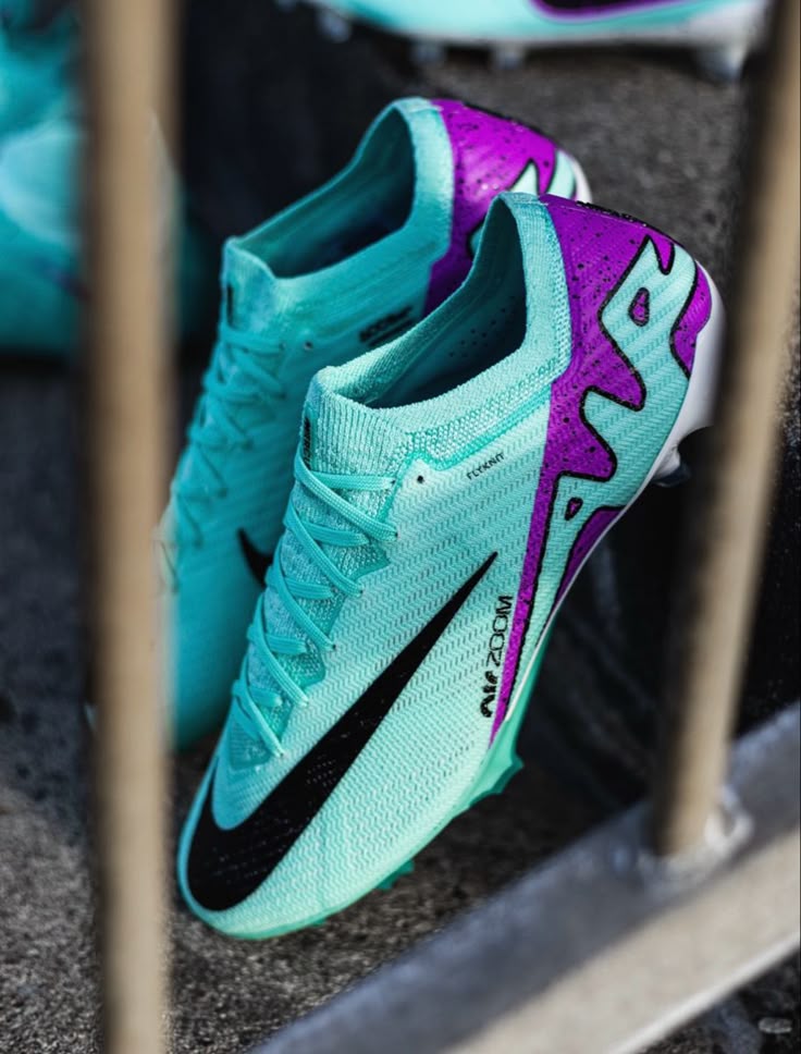Mercurial Vapor 15 Elite AG-Pro " Peak Ready " Pack
