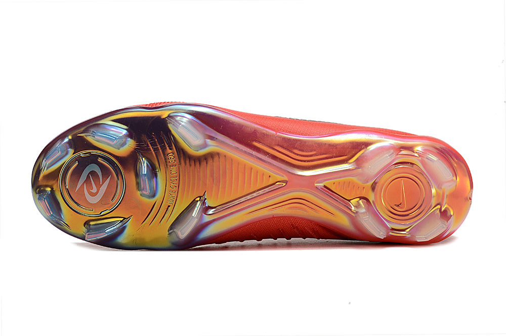 Phantom Luna GX2 FG Elite Erling Haaland Limited Edition - Rouge / Argenté / Multicolore