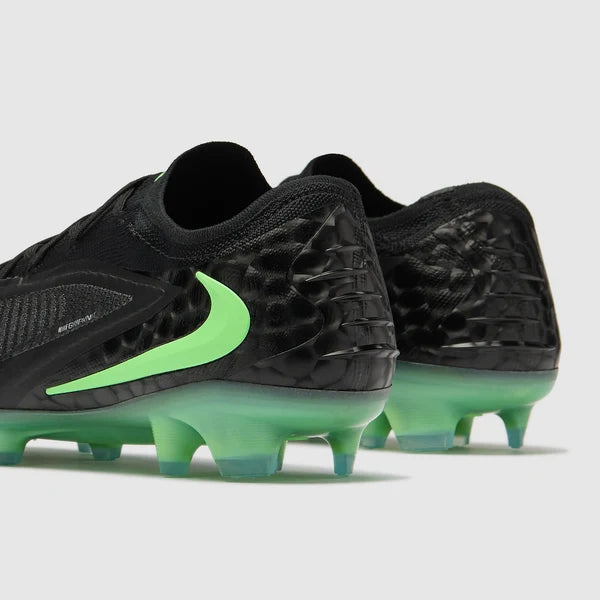 Phantom 6 Elite Low Cut FG " Shadow " Pack