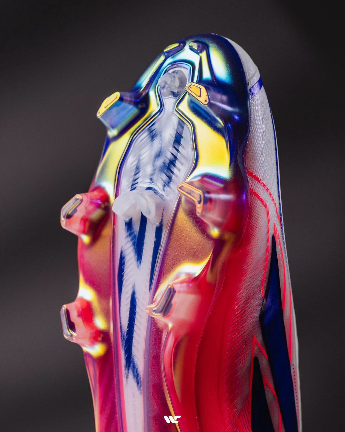 F50 Hyperfast Pack " Chaos vs Control " Laceless FG