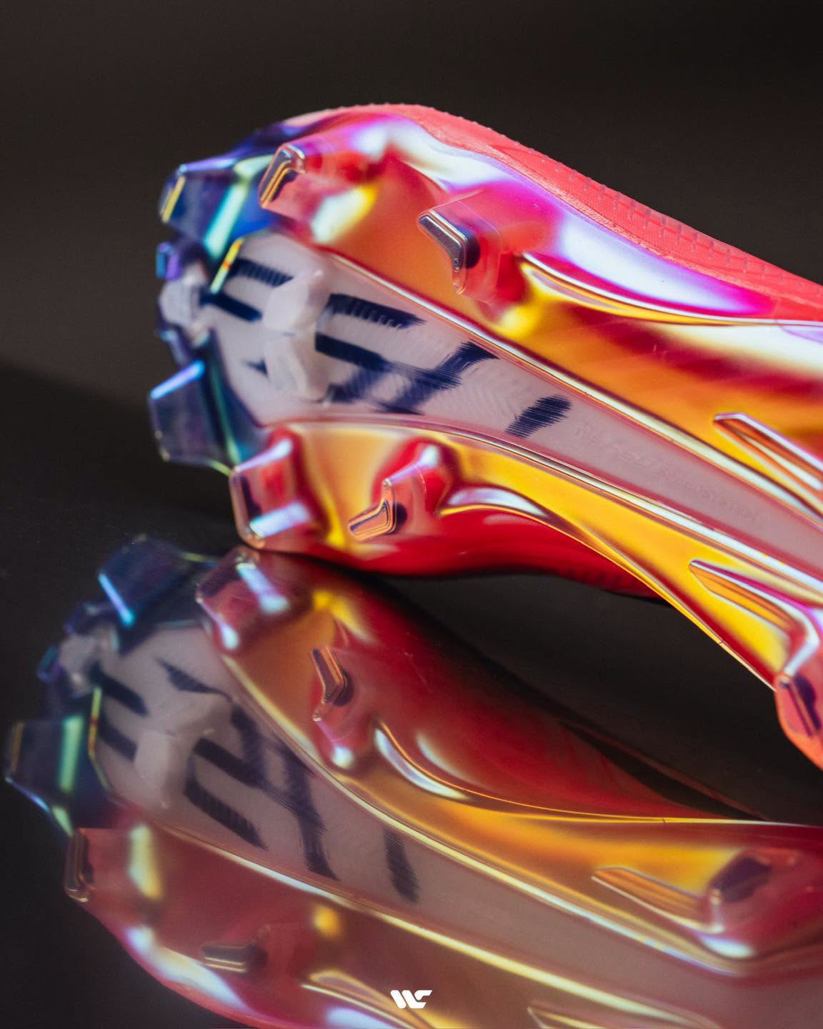 F50 Hyperfast Pack " Chaos vs Control " Laceless FG