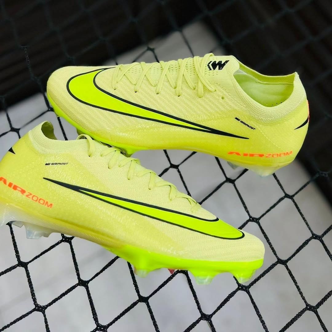 Mercurial Vapor 16 Air Zoom Elite FG " Max Voltage " Pack