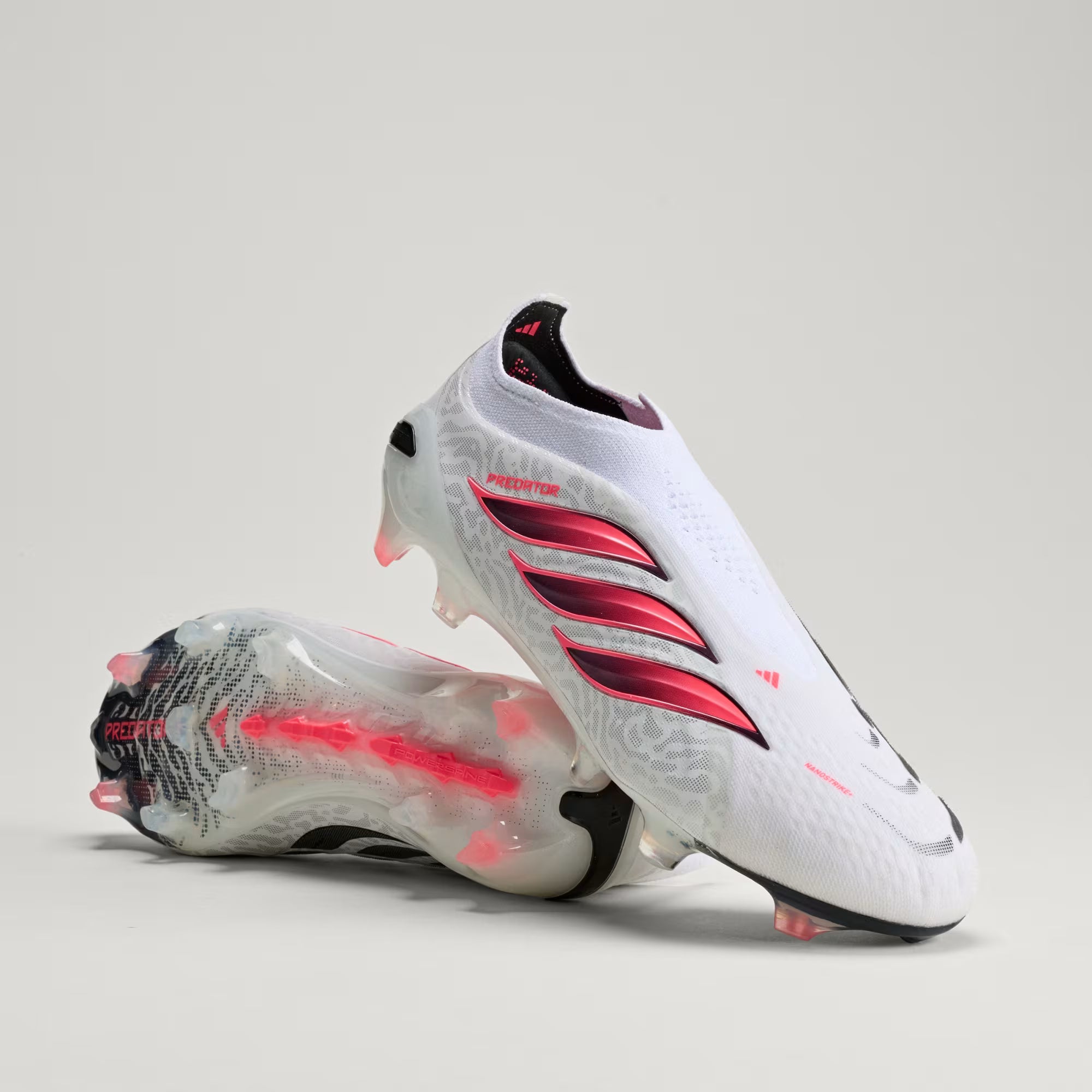 Predator Tongue " Chaos vs Control " Pack FG Laceless
