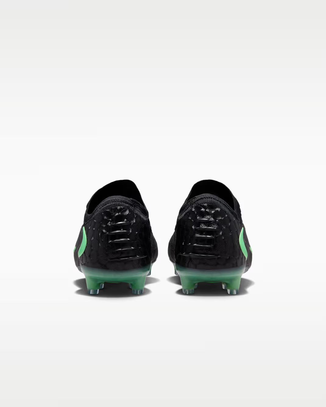 Phantom 6 Low Elite AG - Noir/Noir/Illusion Green