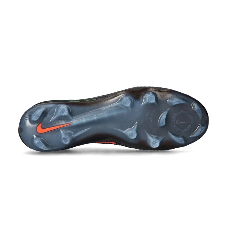 Phantom 6 Elite Low Cut FG " Heat Up " Pack