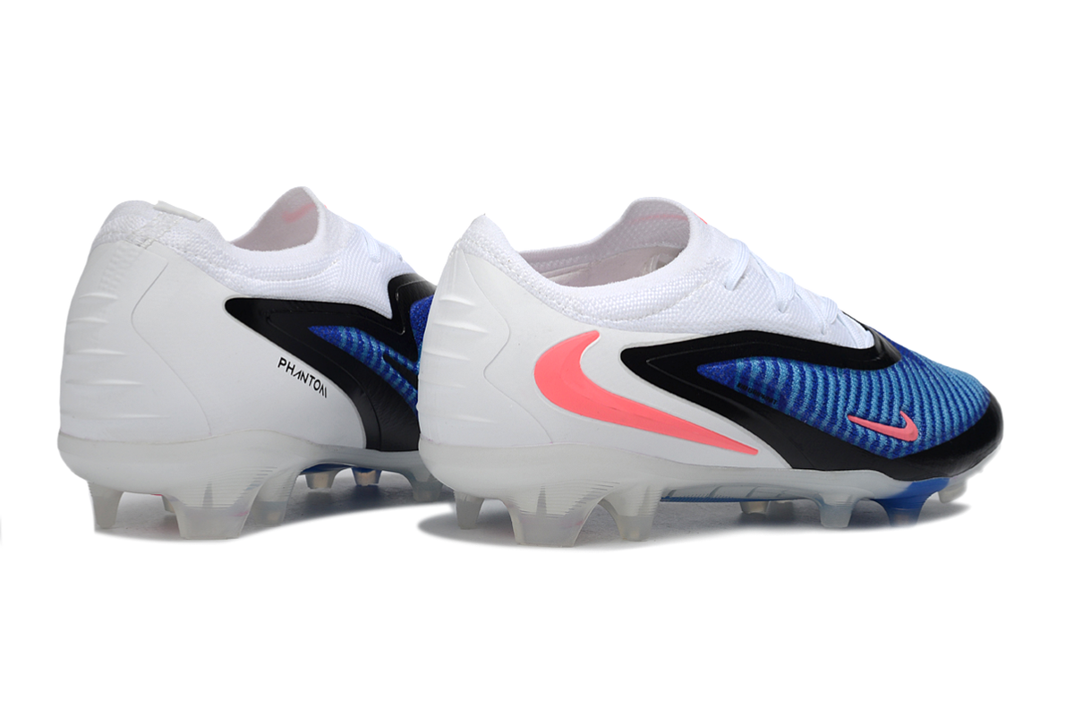 Phantom 6 Elite Low Cut FG " Attack " Pack