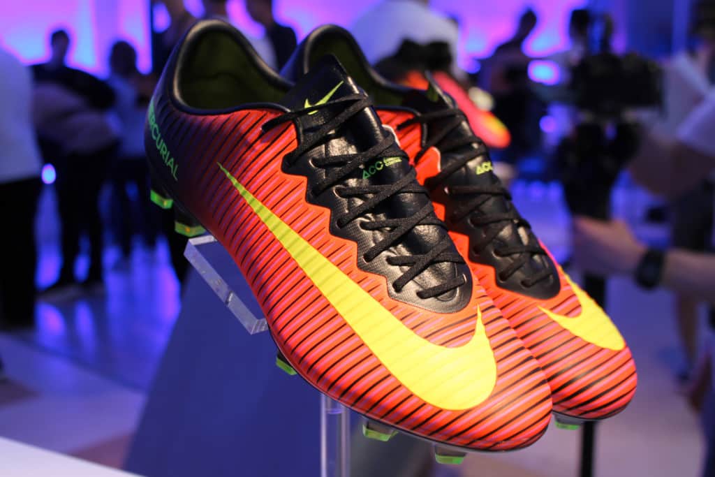 Mercurial Vapor 11 Elite FG " Spark Brilliance " Pack