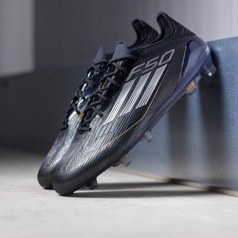 F50 Elite AG - Noir / Argent / Or métallique