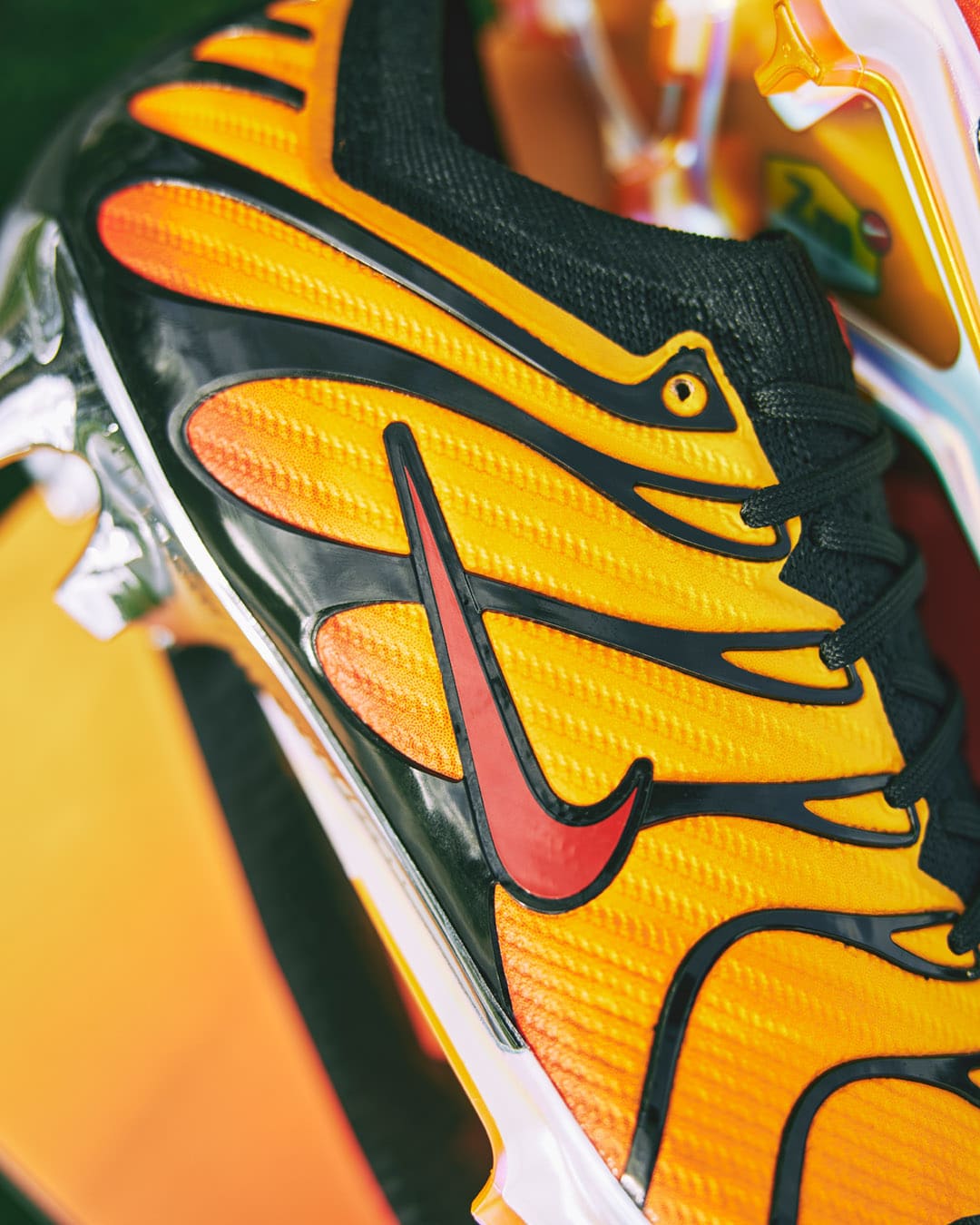 Mercurial Vapor 15 Elite FG X Air Max Plus Tn - Sunset Orange