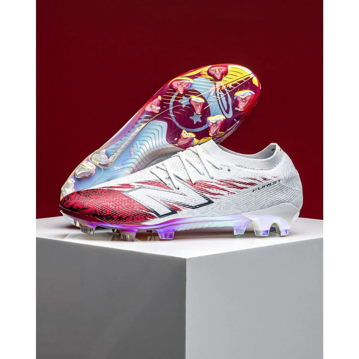 FURON Elite FG V8 Bukayo Saka 7egacy Edition - Blanc/Rouge ÉDITION LIMITÉE