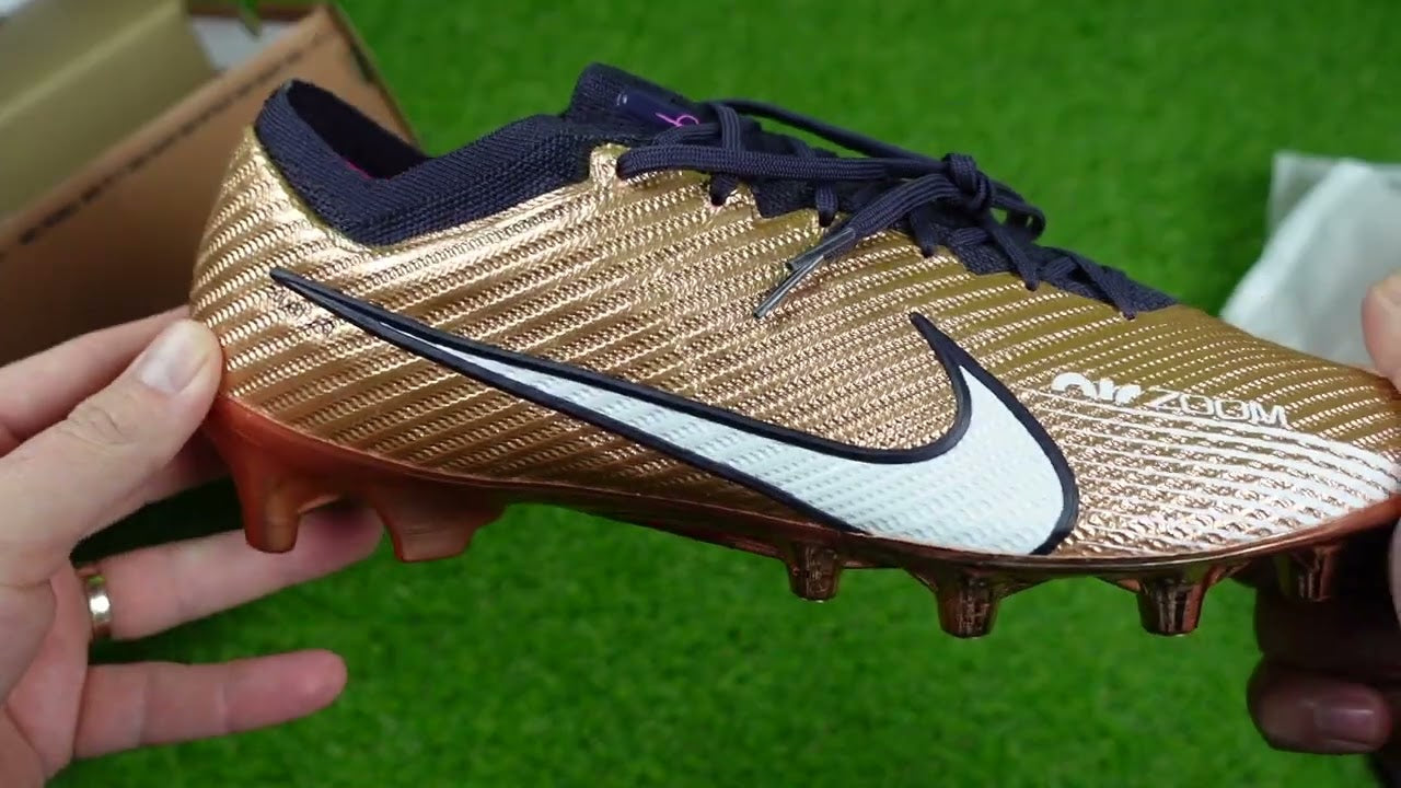 Mercurial Vapor 15 Elite AG-Pro " Generation " Pack