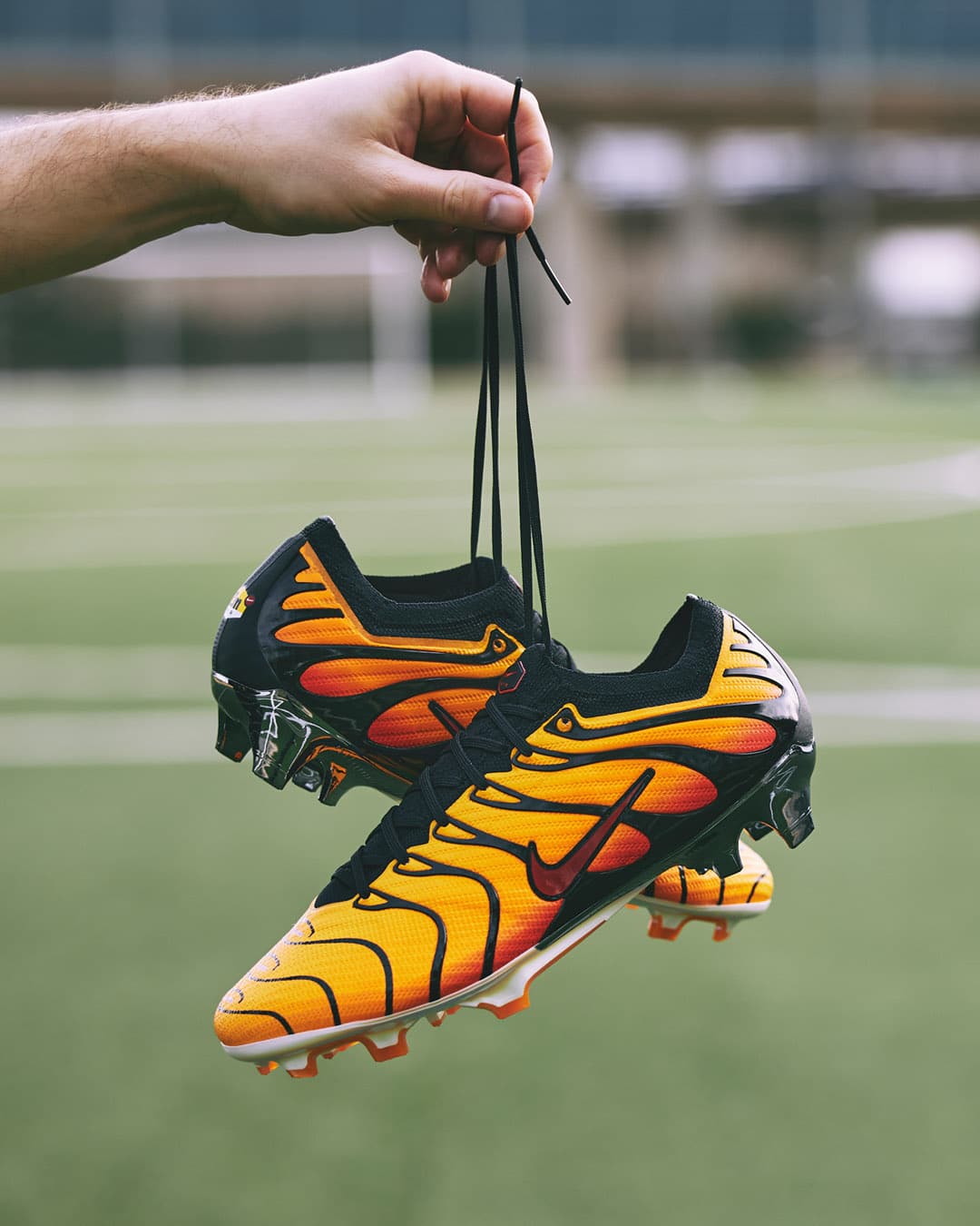 Mercurial Vapor 15 Elite FG X Air Max Plus Tn - Sunset Orange